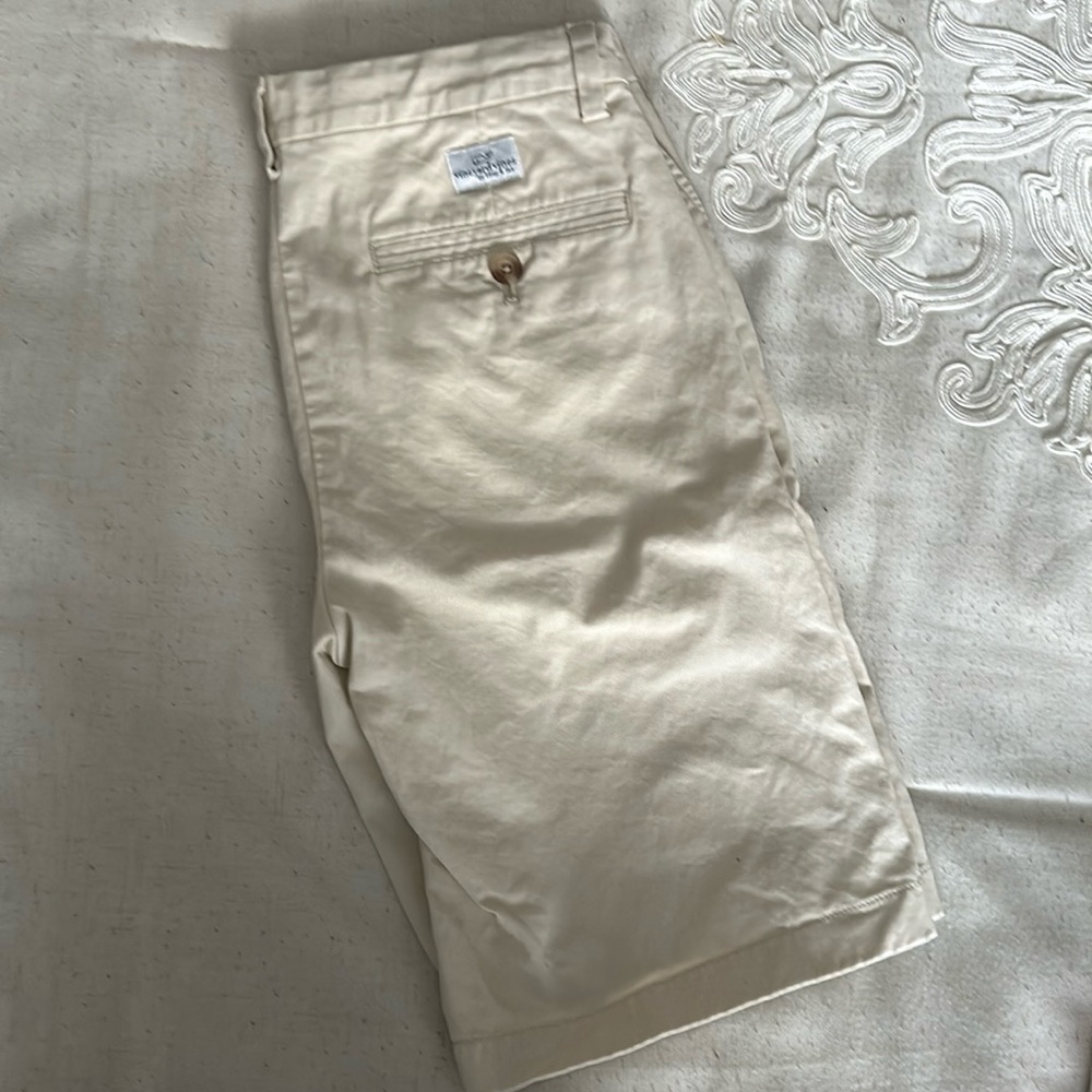 Size 14 Vineyard Vines stretch Breaker Shorts